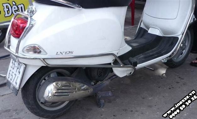 Khung bảo vệ xe Vespa kiểu 2 tầng